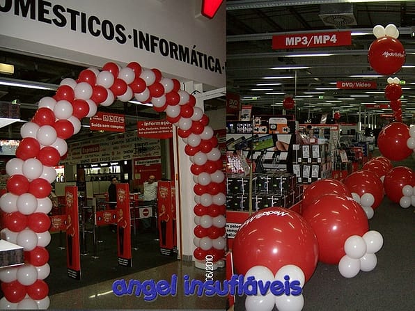 arco de balões media markt